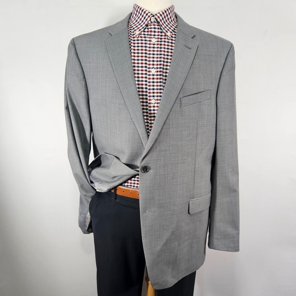Tommy Hilfiger Men's Sport Coat Blazer Two Button Gray Plaid Wool Size 48L